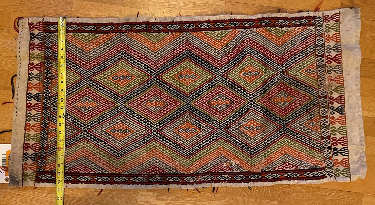 Hand-Knotted Caucasian Soumak Rug, 1910s - Flat Weave - Wall Hanging - Antique - Collector's Piece