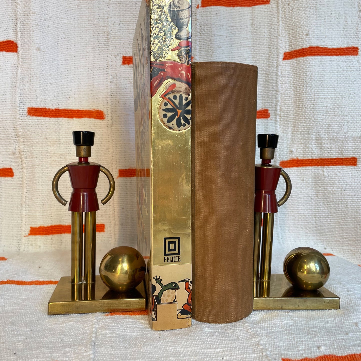30's Chase Sentinel Bookends by Walter Von Nessen - Bakelite - Rare - Art Deco