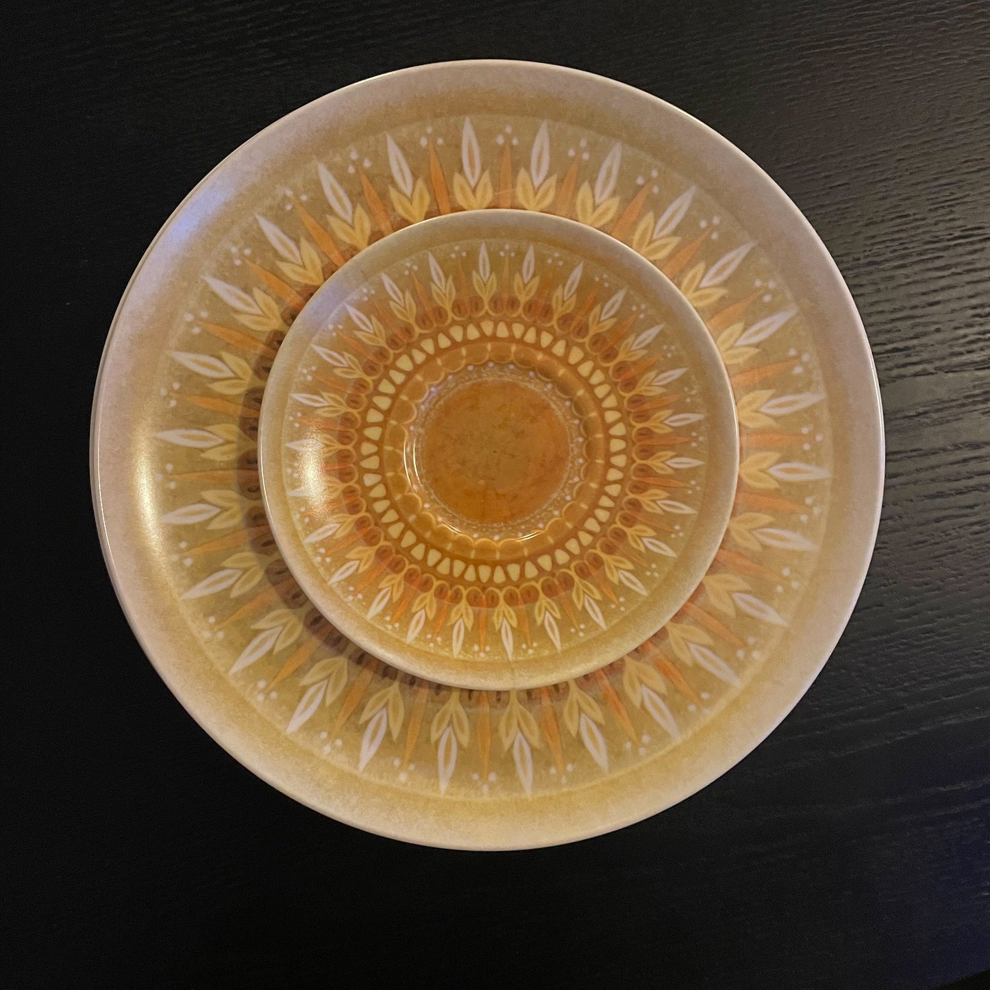 Vintage Mix & Match Plates - 1970's - Mid-Century Modern Kitchenware - Floral, Sunburst, Starburst Pattern - Allied Chemical Melamine Melmac