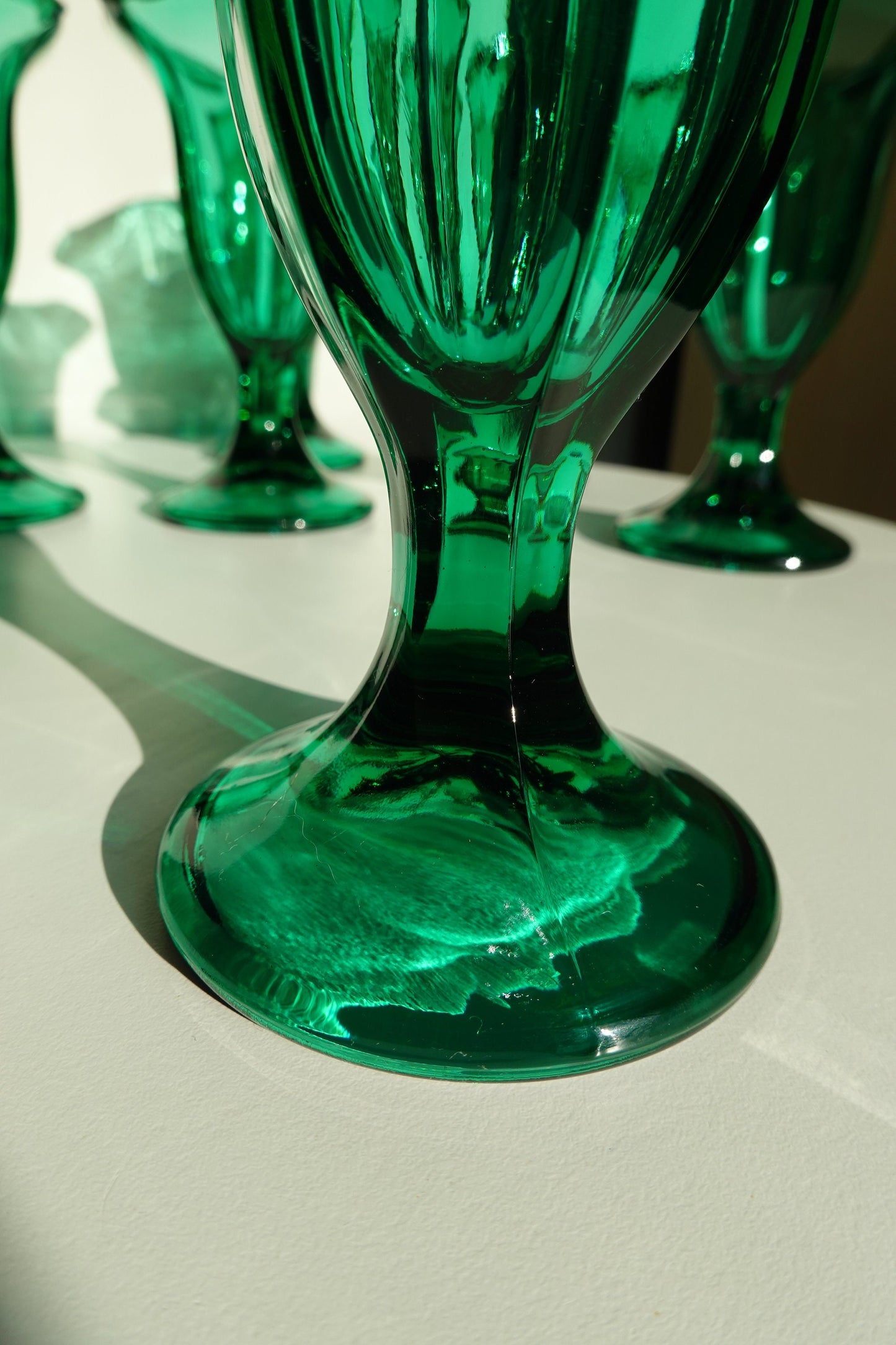 70's Emerald Green Glasses - Tulip Shape - Footed Cup - Sundae or Malt Glasses - Set of 4 Vintage Green Glasses