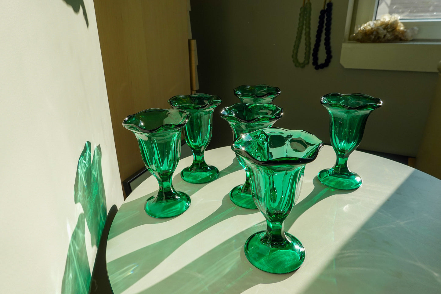 70's Emerald Green Glasses - Tulip Shape - Footed Cup - Sundae or Malt Glasses - Set of 4 Vintage Green Glasses