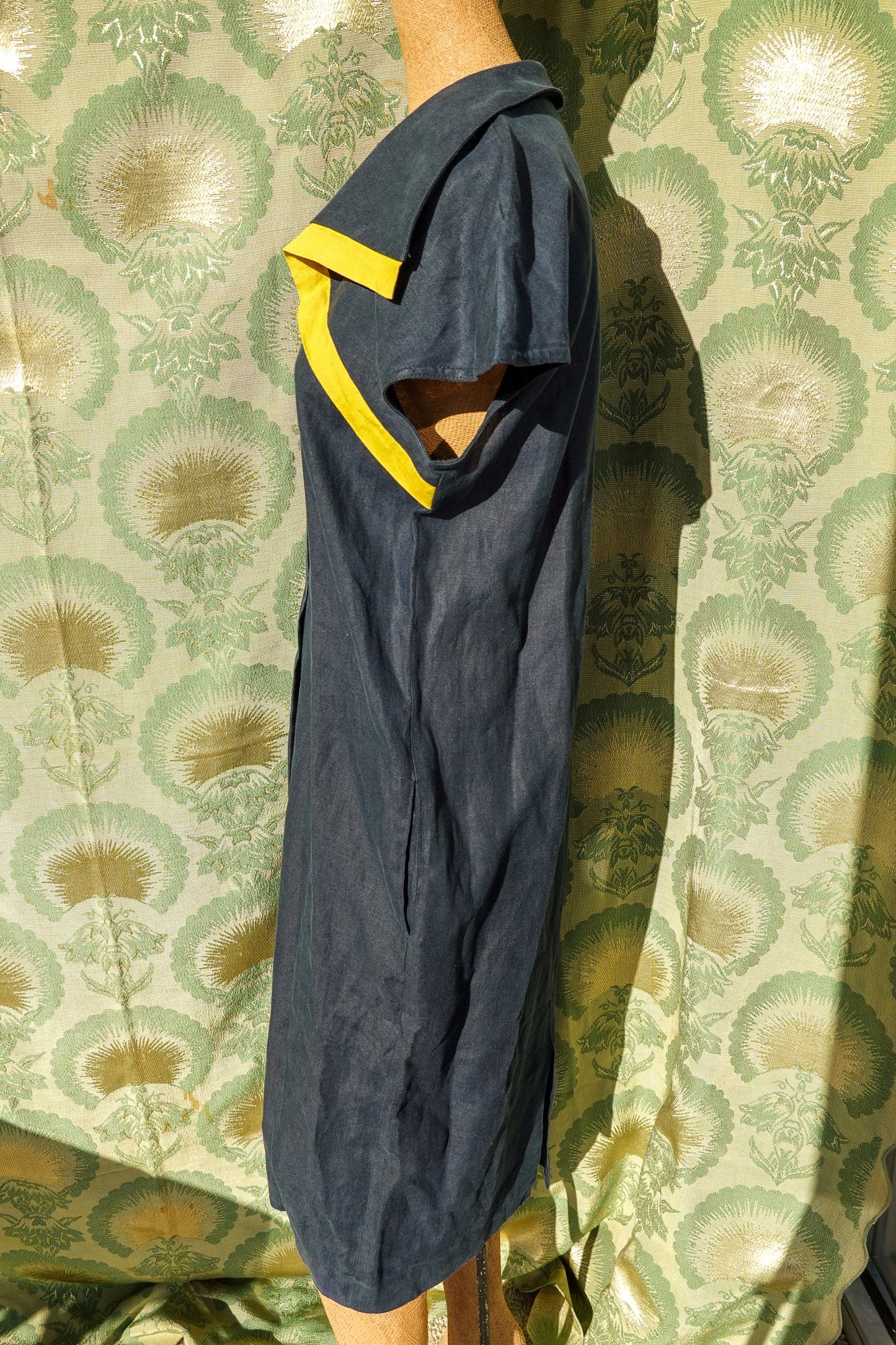 70's Italian Linen Dress - Cap Sleeve Button Up Dress - Medium/Large