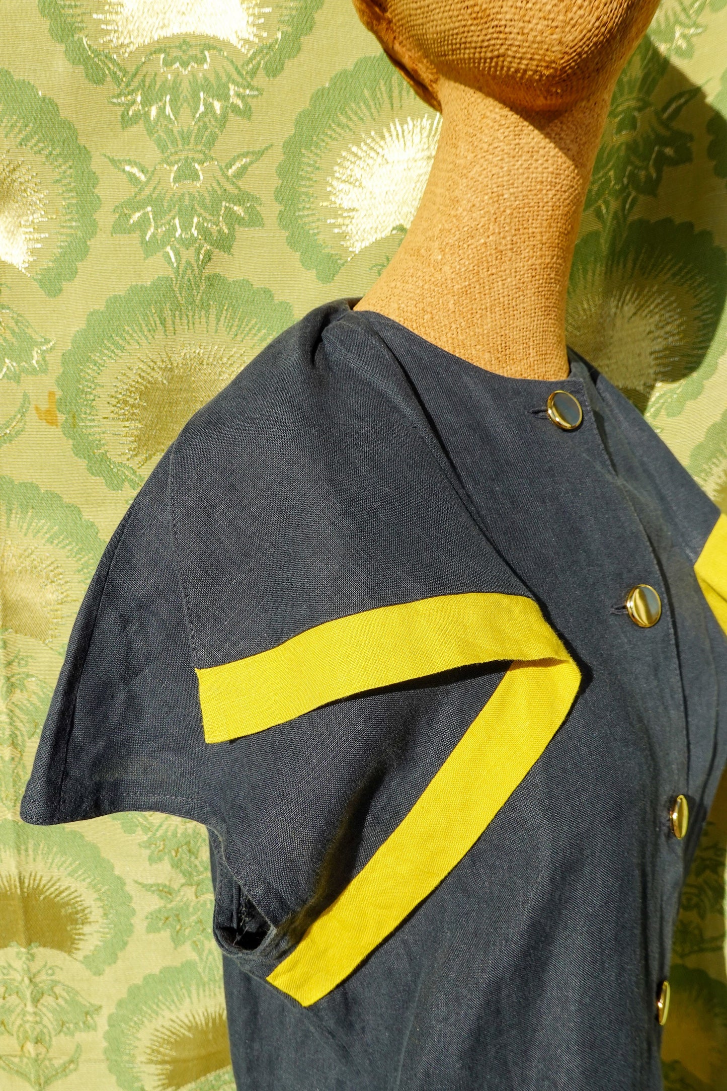 70's Italian Linen Dress - Cap Sleeve Button Up Dress - Medium/Large