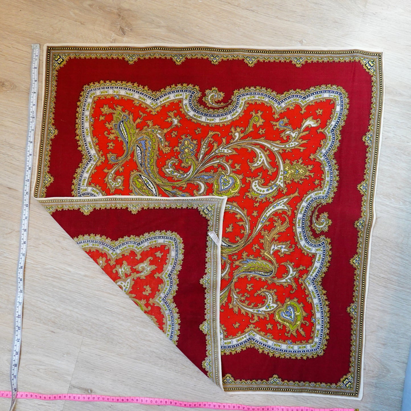 70's Lightweight Wool Scarf - Vintage Japanese Screen Printed Intricate Scarf - Hand Rolled Hem - 28" Square