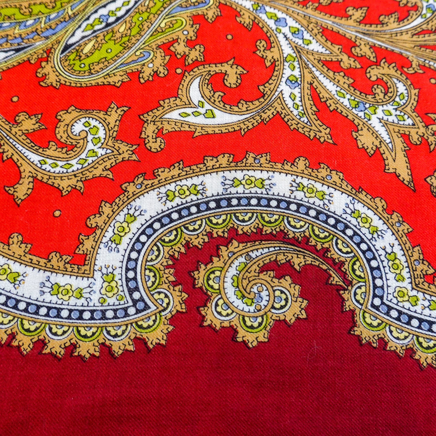 70's Lightweight Wool Scarf - Vintage Japanese Screen Printed Intricate Scarf - Hand Rolled Hem - 28" Square