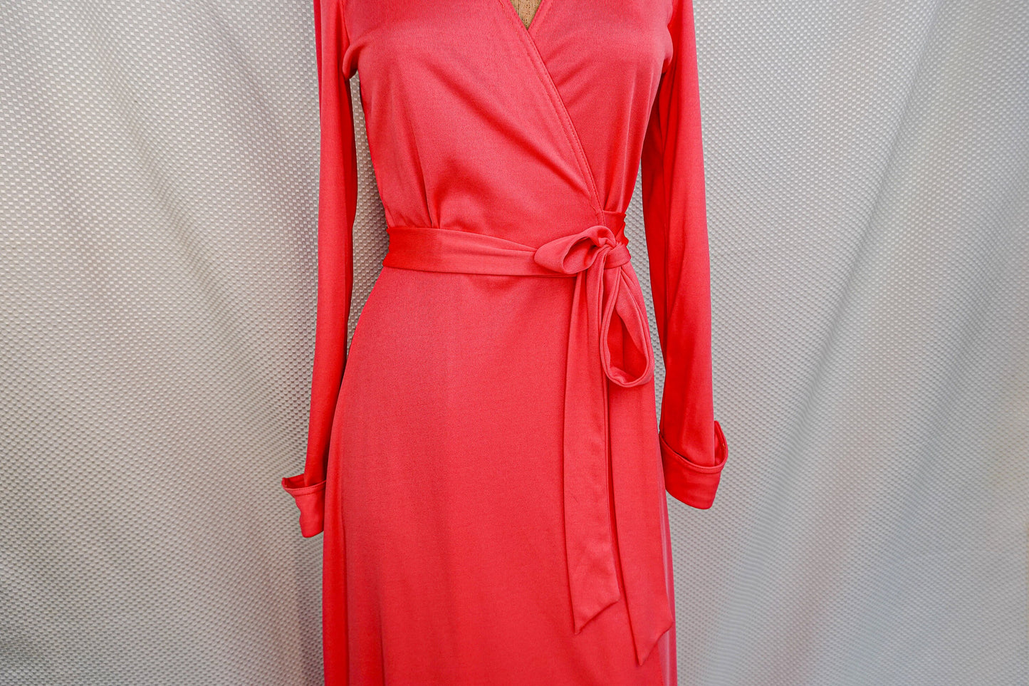 70's Wrap Dress - Vintage Neon Pink Long Sleeve Wrap Dress - Parade New York - Super Flattering - Small