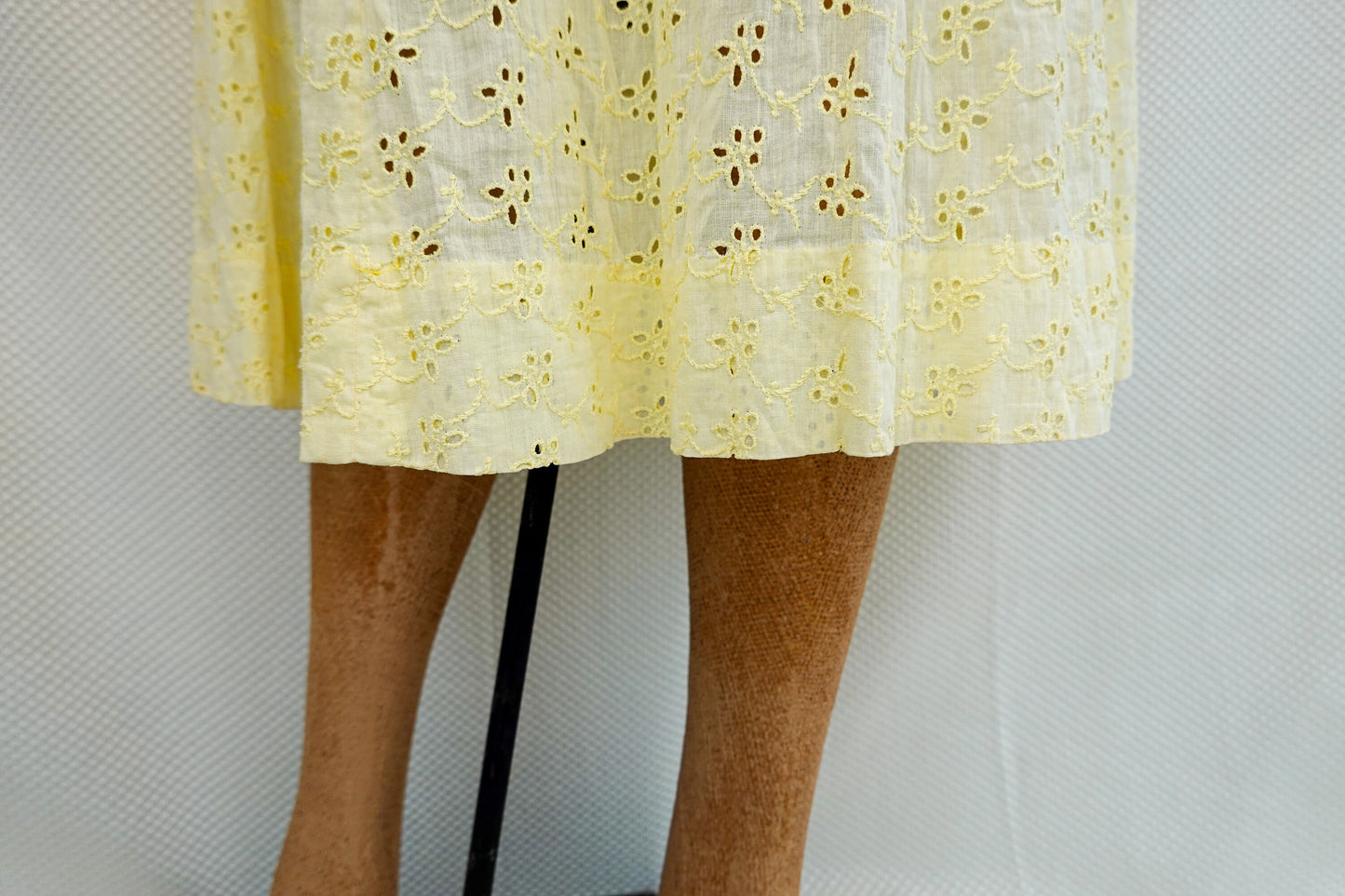 50's Lightweight Cotton Eyelet Dress - Pastel Yellow - Flounce Dress with Ruffled Hips - XS/S 26" Waist