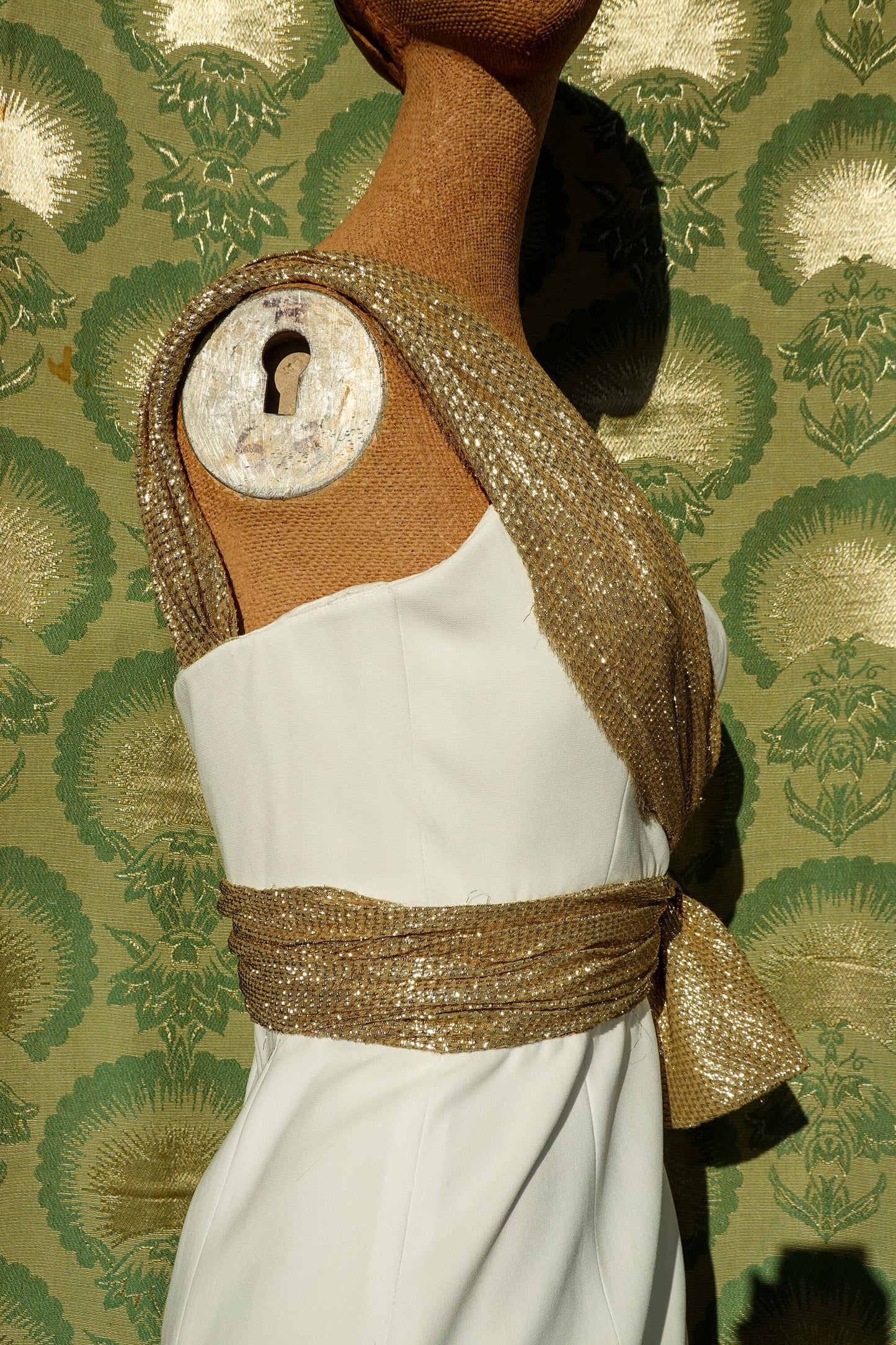Vintage Mini Dress - White & Gold Metallic Lam Sash - Strapless Dress - Cocktail or Evening Dress - XXS/XS