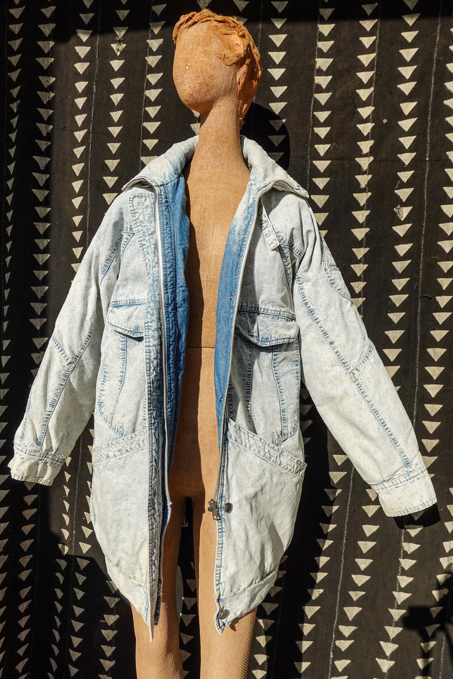80's Acid Wash Denim Puffer Coat - by Andy Johns - Vintage Gender-Neutral Denim Jacket - Large / XL / XXL