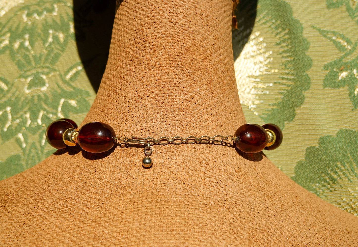 50's - 60's Amber Lucite Bead Adjustable Choker Necklace - Vintage Chunky Acrylic and Gold Tone Spacer Beads - Trifari