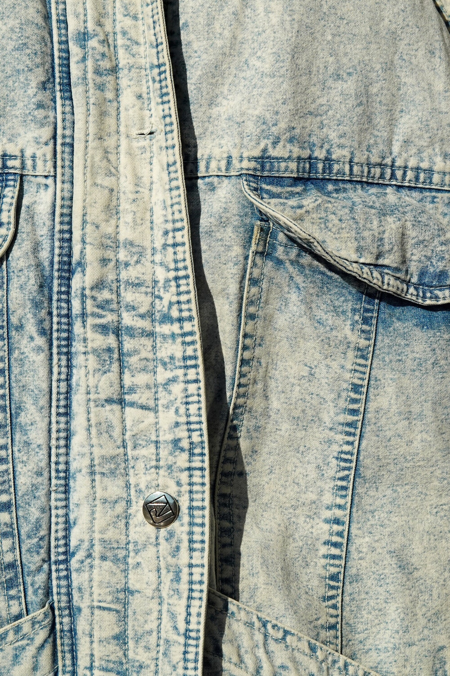 80's Acid Wash Denim Puffer Coat - by Andy Johns - Vintage Gender-Neutral Denim Jacket - Large / XL / XXL