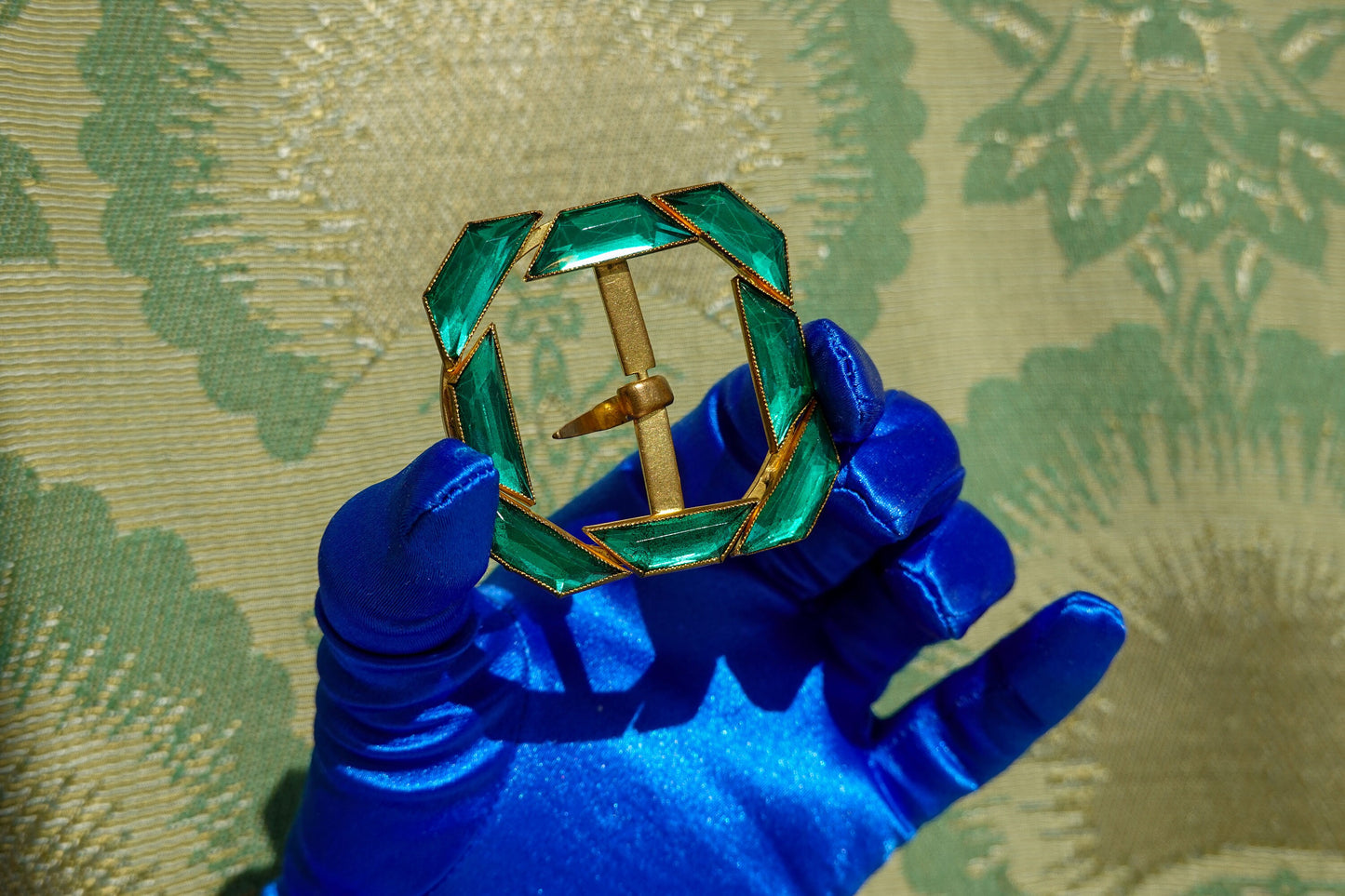 Vintage Emerald Rhinestone Trimmed Belt Buckle or Scarf Fastener - Fabric Accessory - Trapezoid Shaped Stones