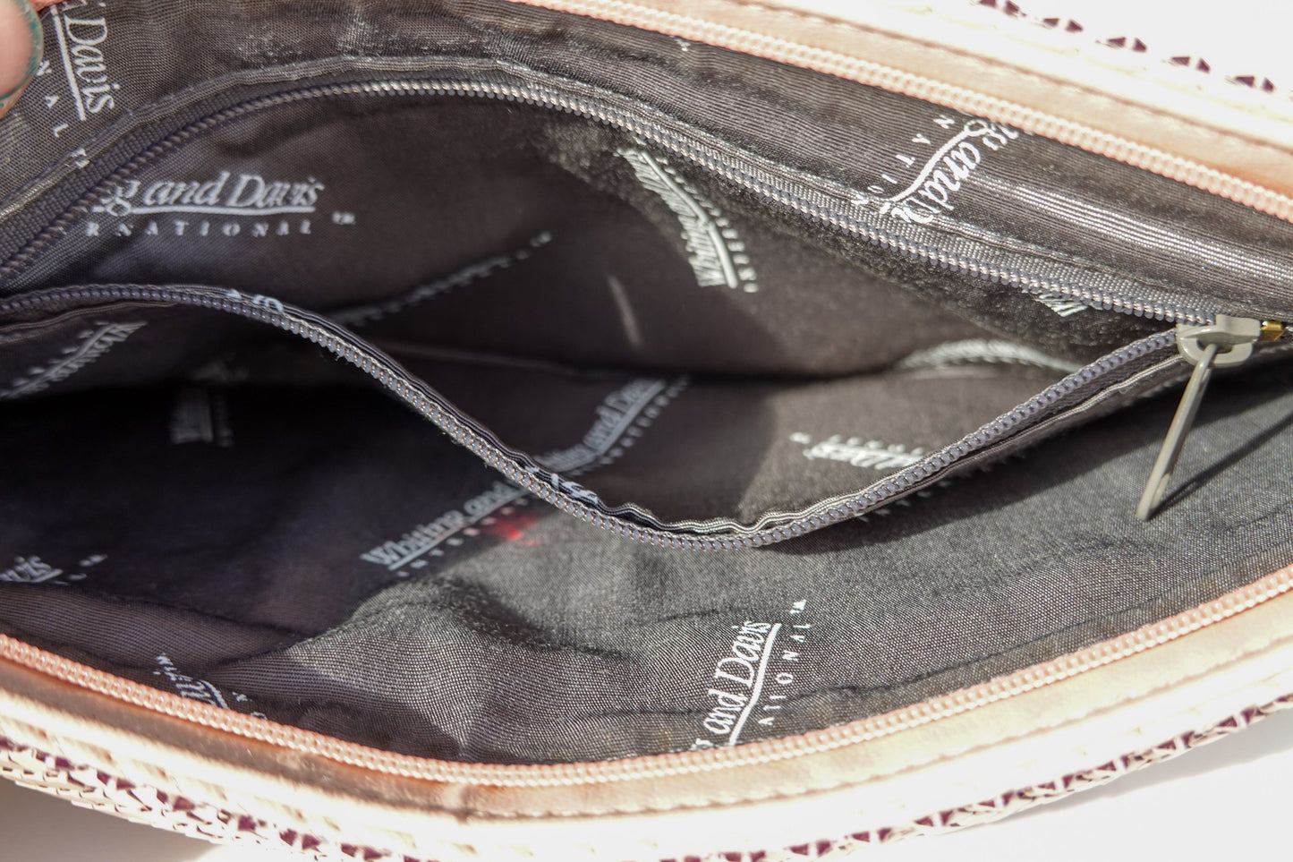 80's Whiting & Davis Pastel Pink Mesh Metal Purse - Vintage Mesh Purse - Detachable Leather Strap