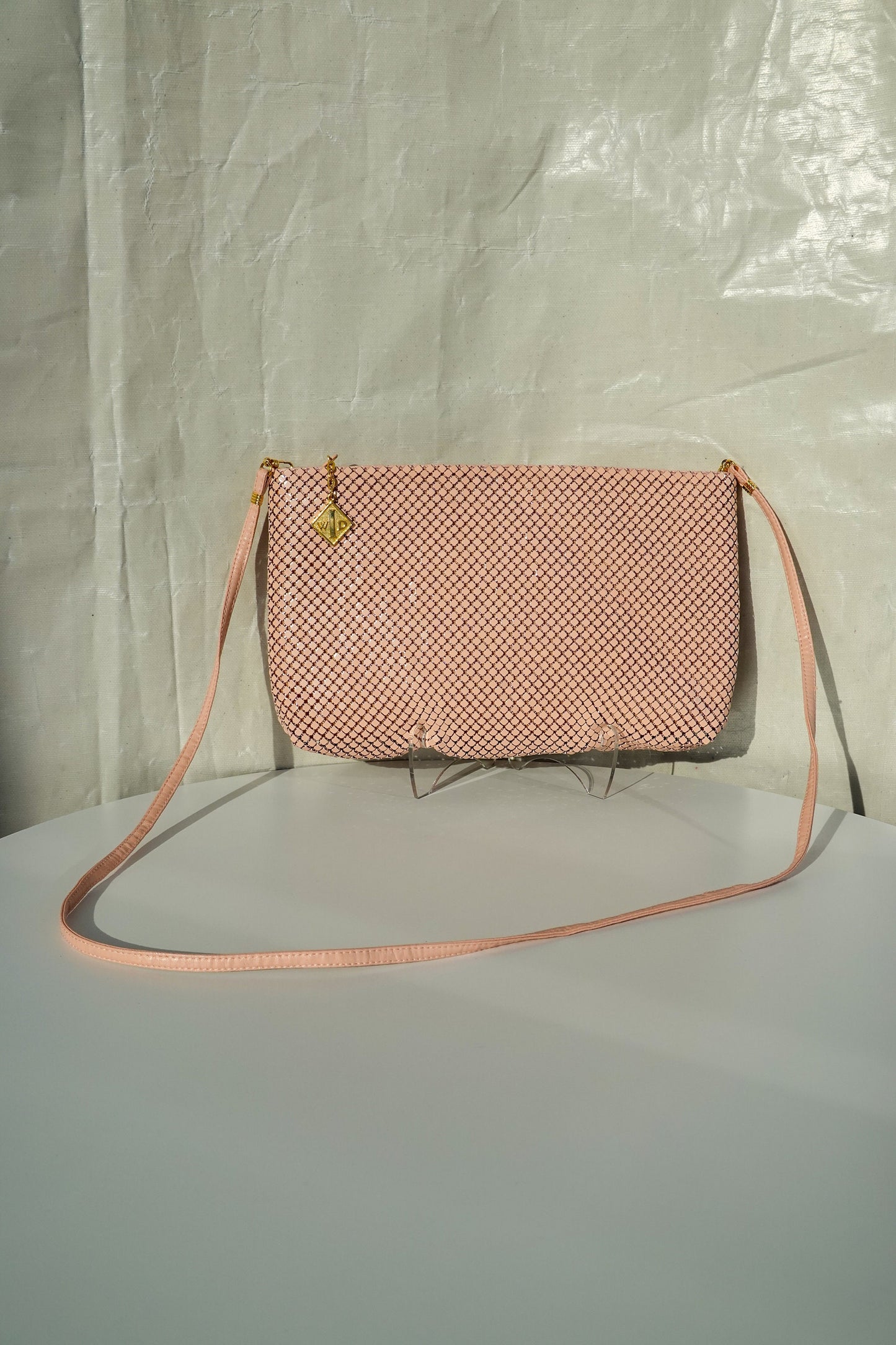80's Whiting & Davis Pastel Pink Mesh Metal Purse - Vintage Mesh Purse - Detachable Leather Strap