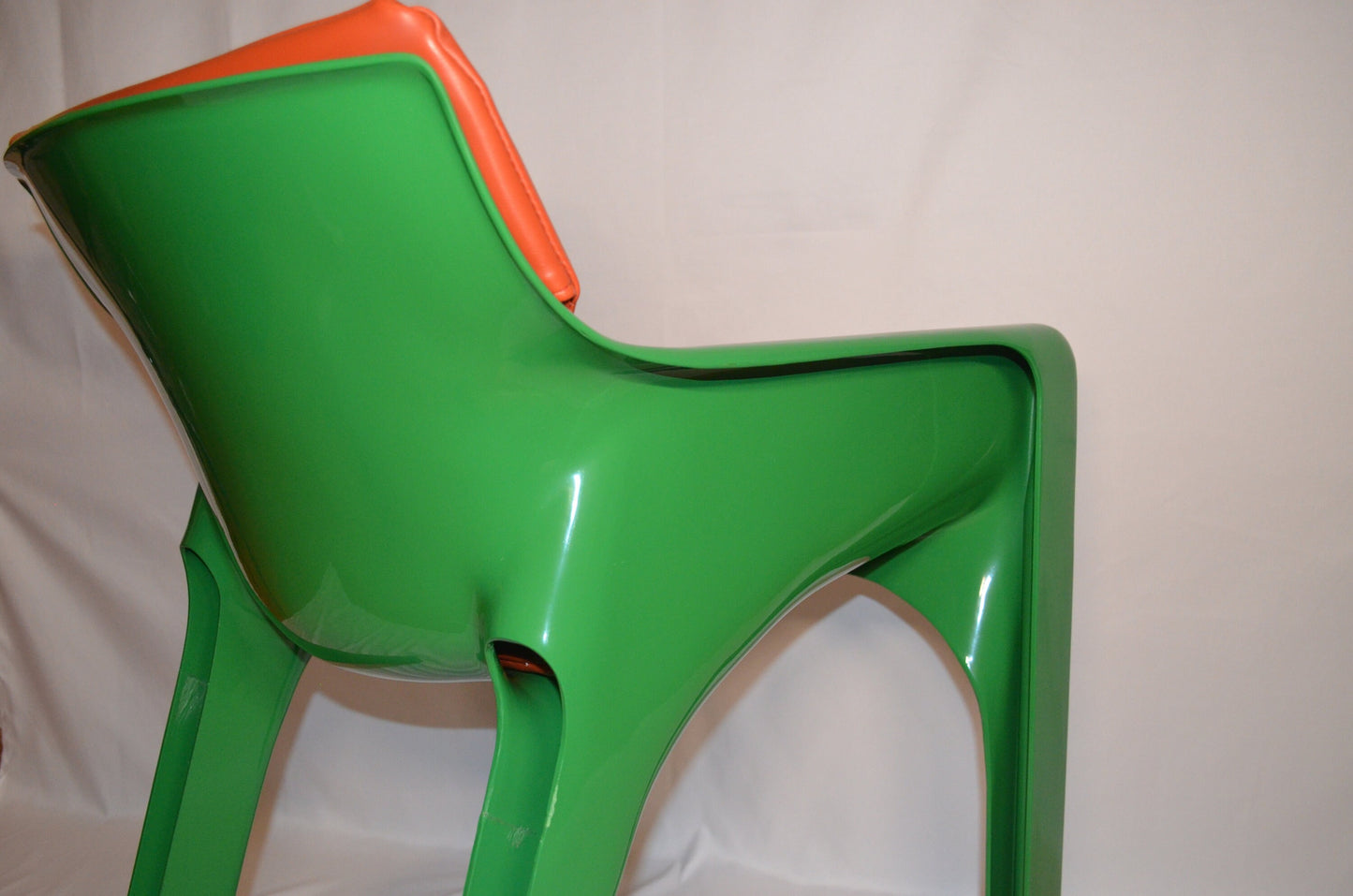 RESERVED - Vico Magistretti for Artemide "Gaudi" Lounge Chair - c.1970 - Green with vinyl leather cushion