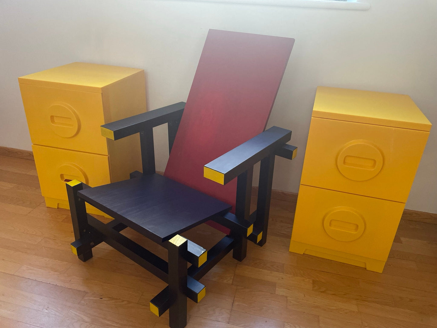 Early De Stijl Chair - Gerrit Rietveld style Chair