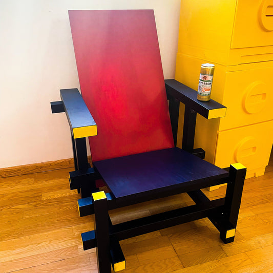 Early De Stijl Chair - Gerrit Rietveld style Chair