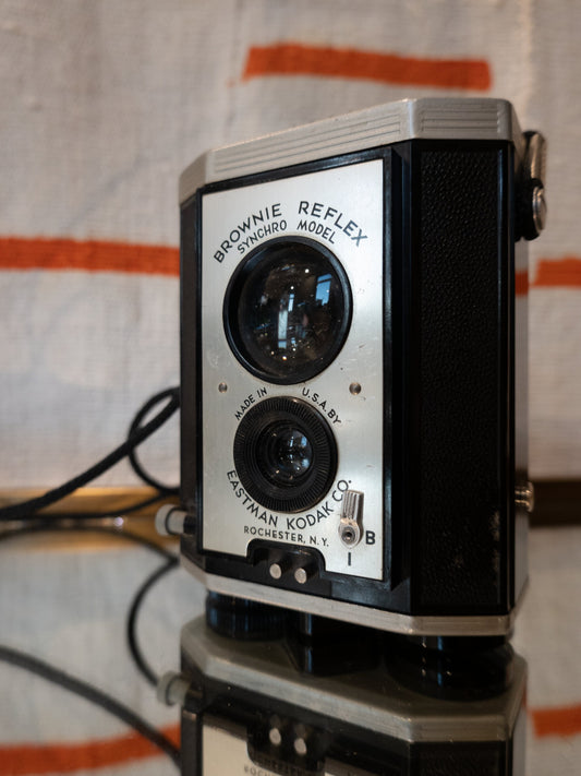 Vintage Antique 1940 KODAK Brownie Reflex Synchro Model