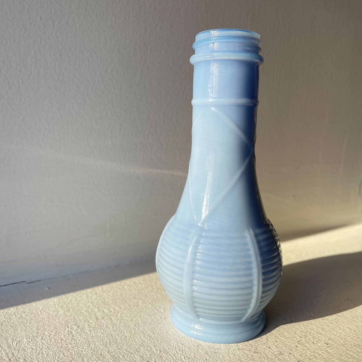Bud Vase - Delphite Blue - Vintage 1970s - Pressed Glass Shaker
