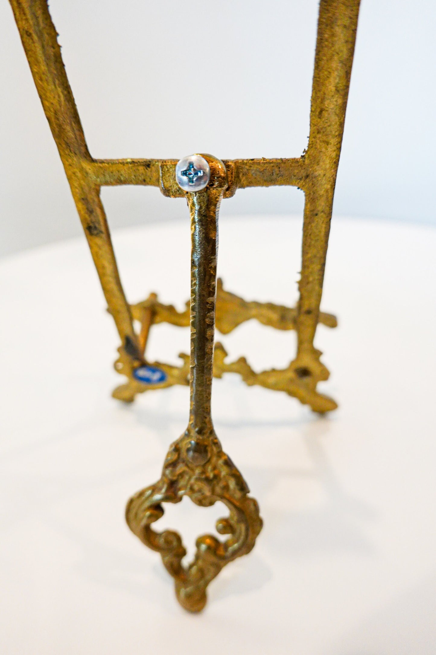 Vintage Brass Tabletop Easel - Ornate Baroque Rococo Tabletop Easel - Made in India Brass - Vintage Bookstand - Tabletop Art Display