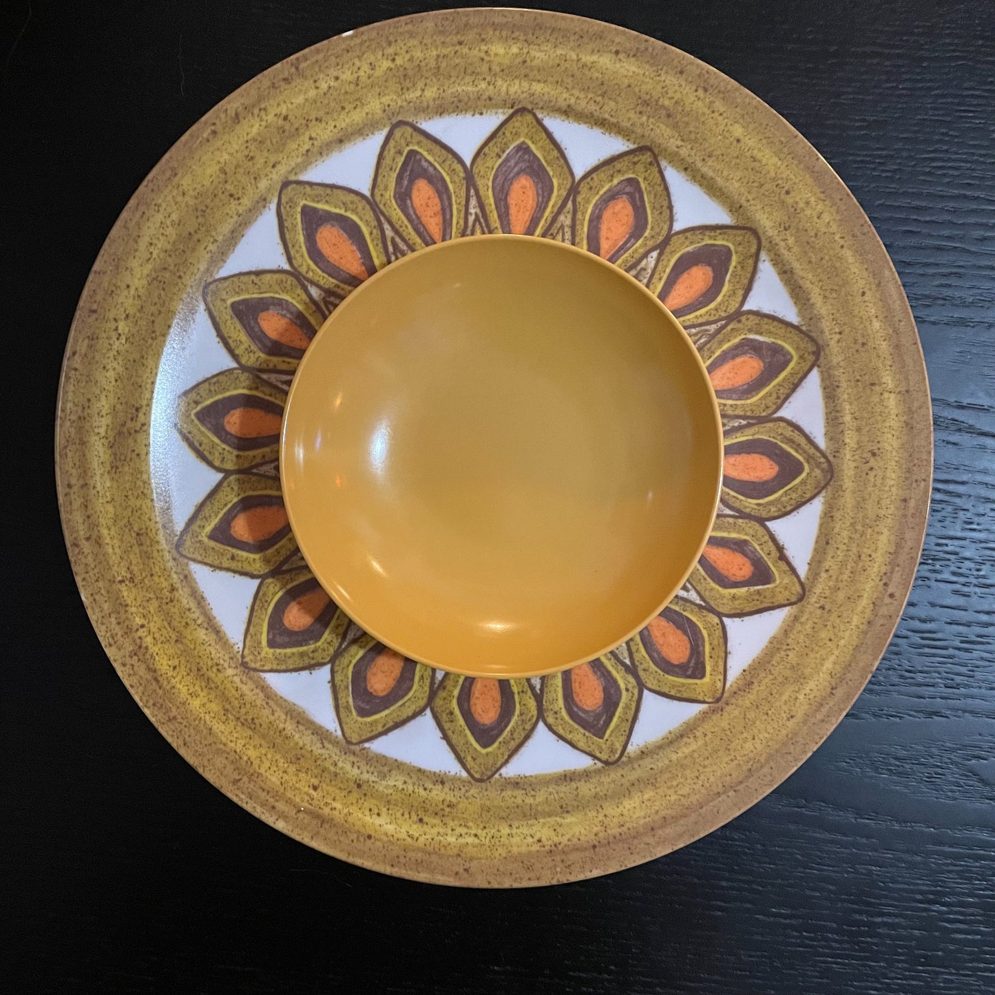 Vintage Mix & Match Plates - 1970's - Mid-Century Modern Kitchenware - Floral, Sunburst, Starburst Pattern - Allied Chemical Melamine Melmac