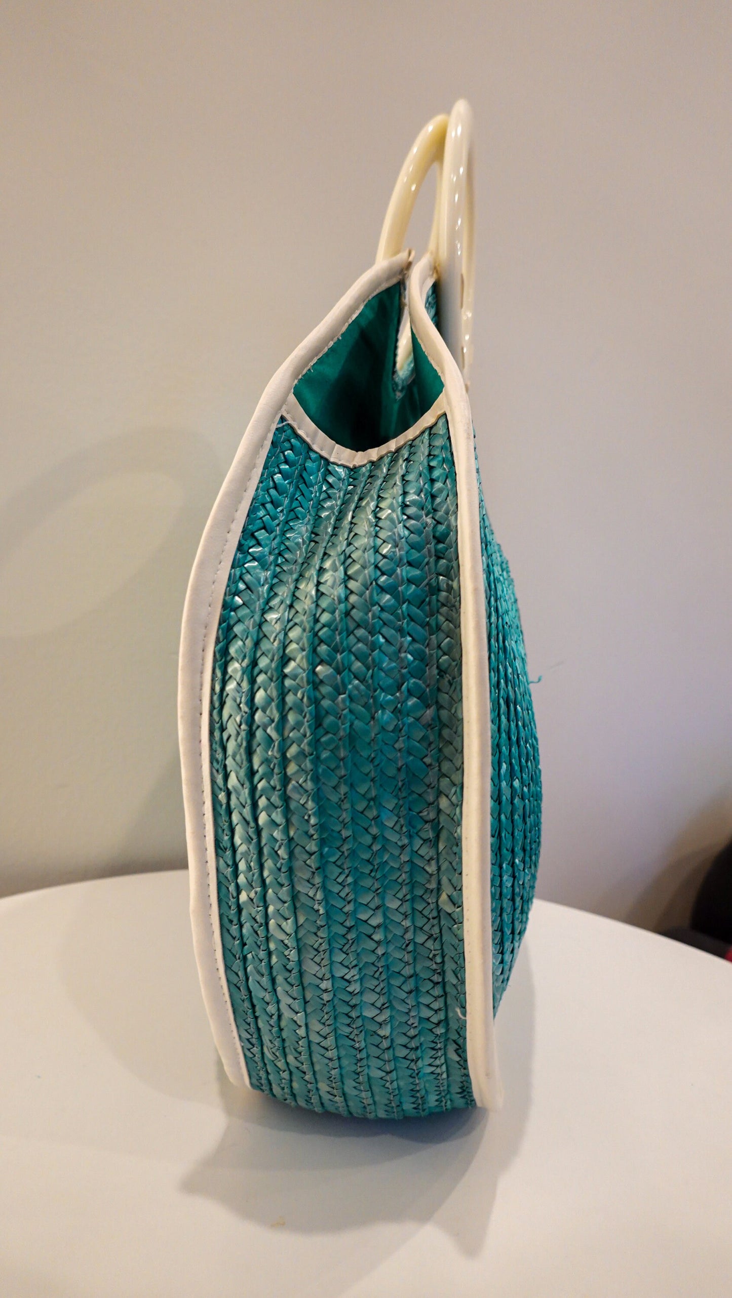 Circle Bag - Vintage Woven Raffia Summer Tote - 1960s Beach Bag - White Leather, Turquoise Raffia, White Acrylic Handle & Tassel