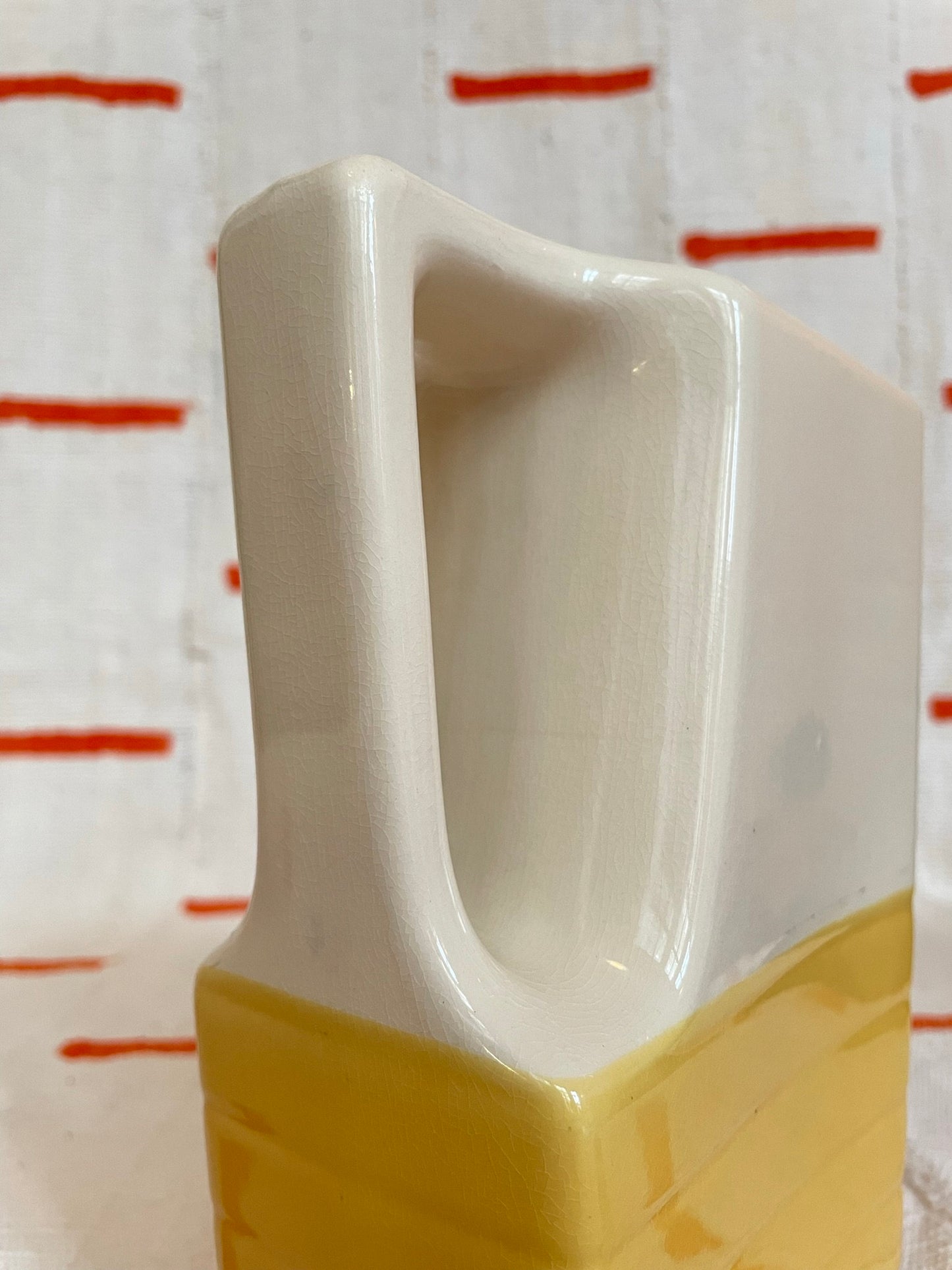 Disc Pitcher - Vintage 1950s Deco Style Pitcher - Universal Potteries Inc. Cambridge - Art Deco Style Vase - MCM Kitchen
