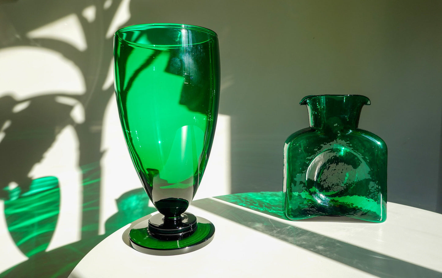30's - 40's Art Deco Emerald Green Footed Vase - Vintage Large, Heavy Glass Vase - Vintage Pedestal Vase