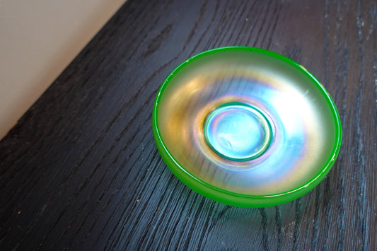 Vintage Iridescent Green Art Glass Bowl - Small Handmade Decorative Bowl - Uranium Glass - 1930's to 1970's Aurene Glass - UV Reactive