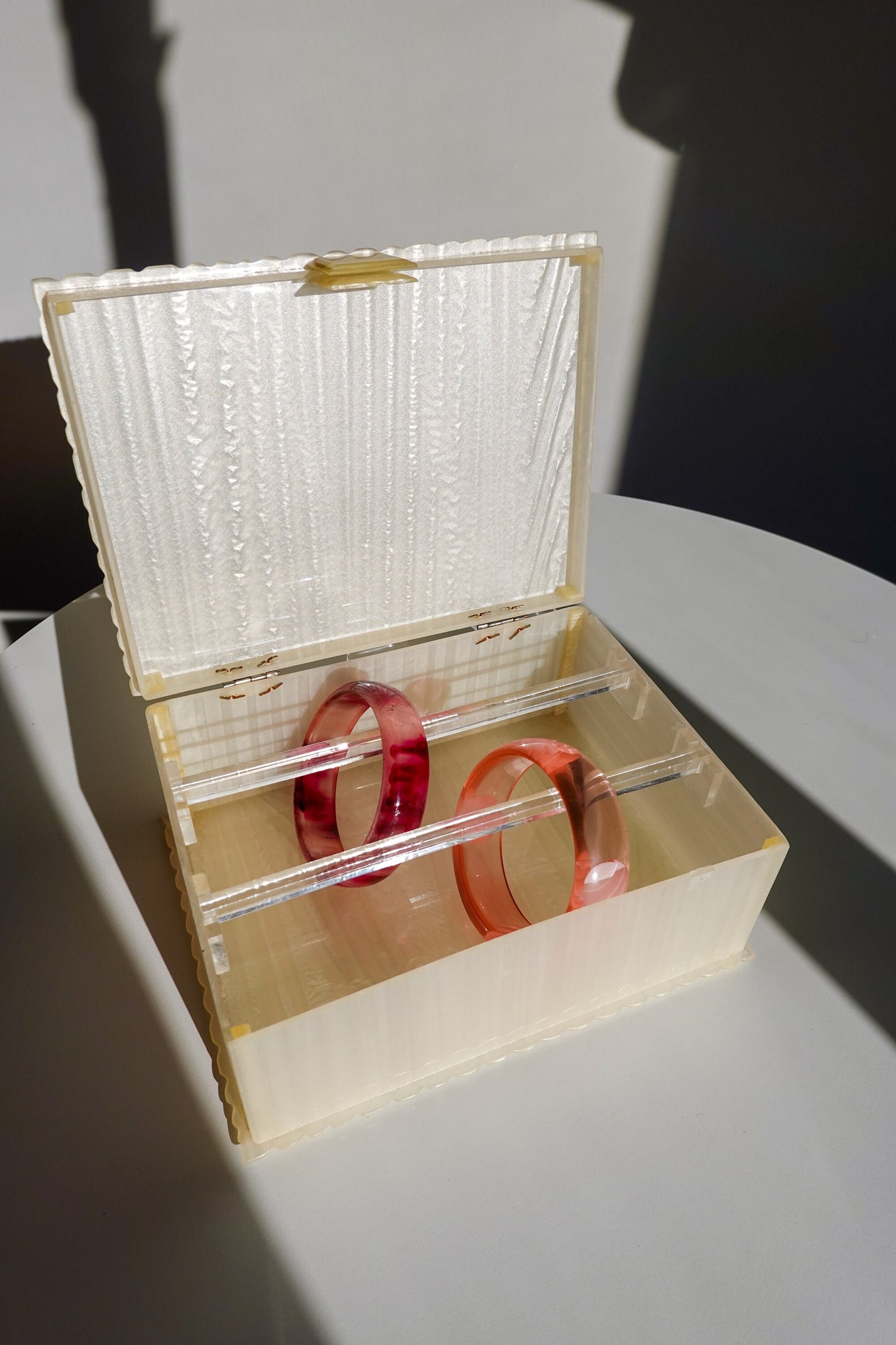 30's Art Deco Pearlized Lucite Vanity Box - Vintage Cream Acrylic Jewelry Box with Scalloped Edges and Lid