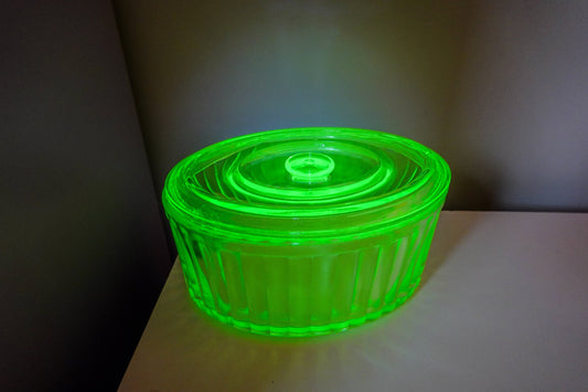 50's Anchor Hocking Ribbed Box with Lid - UV Reactive Vaseline Glass - Vintage Uranium Glass Lidded Box