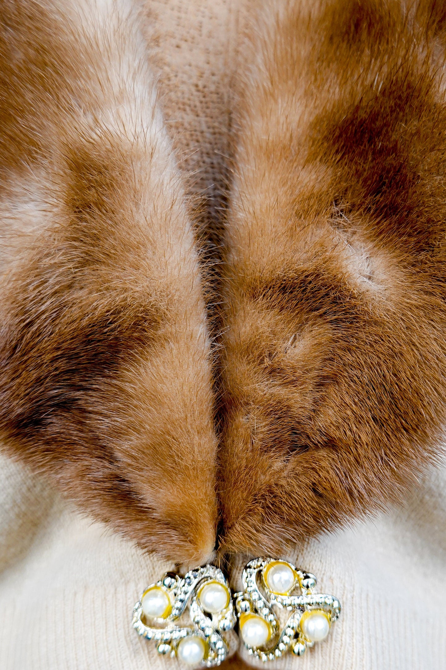60's Cashmere V-Neck Cardigan with Detachable Mink Fur Collar - Vintage Glamorous, Luxurious Cardigan Sweater - XS / Small